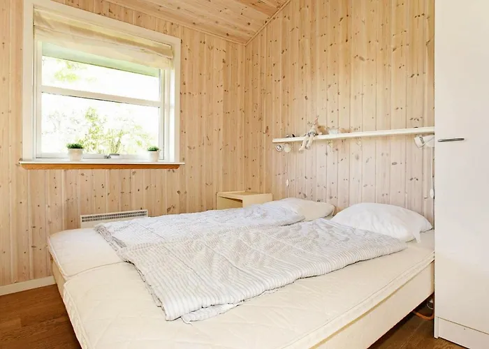 8 Person In Vestervig-by Traum *